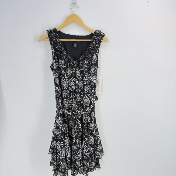 NWT Signature by Robbie Bee 8 Petite Ruffle Dress Women's Black White  NWT - Picture 12 of 17